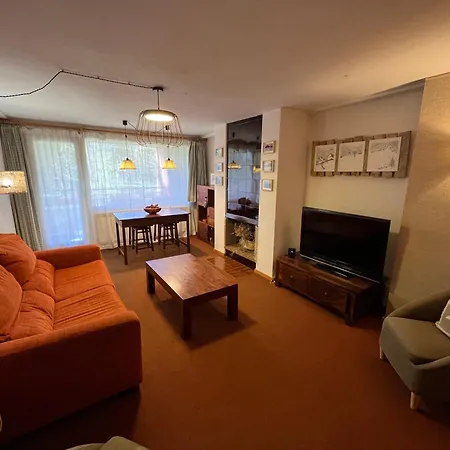 Apartment En 1f Cerler